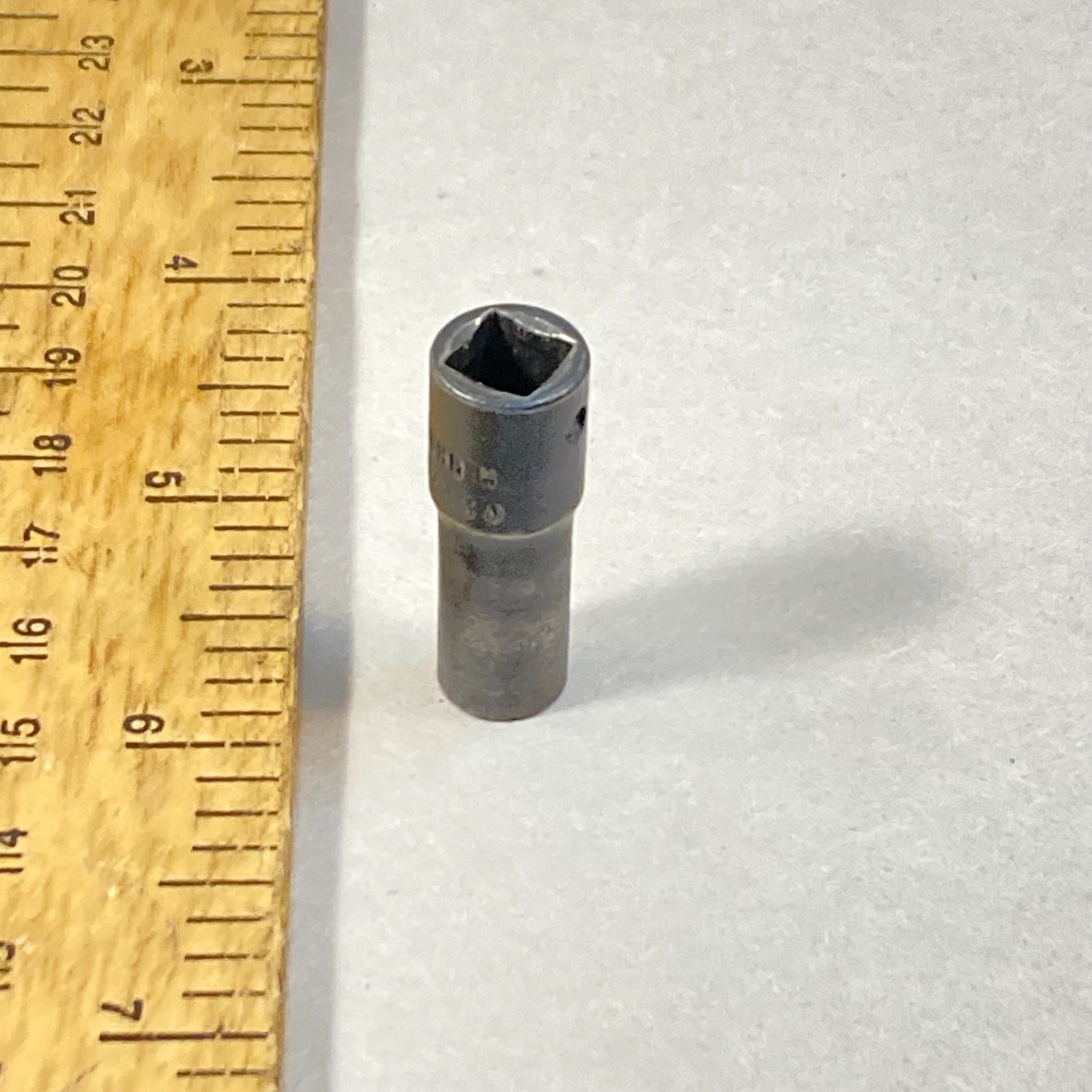 Snap-on 1/4″ Socket 1/4″ Drive 12 Point SAE #TDHB8 USA