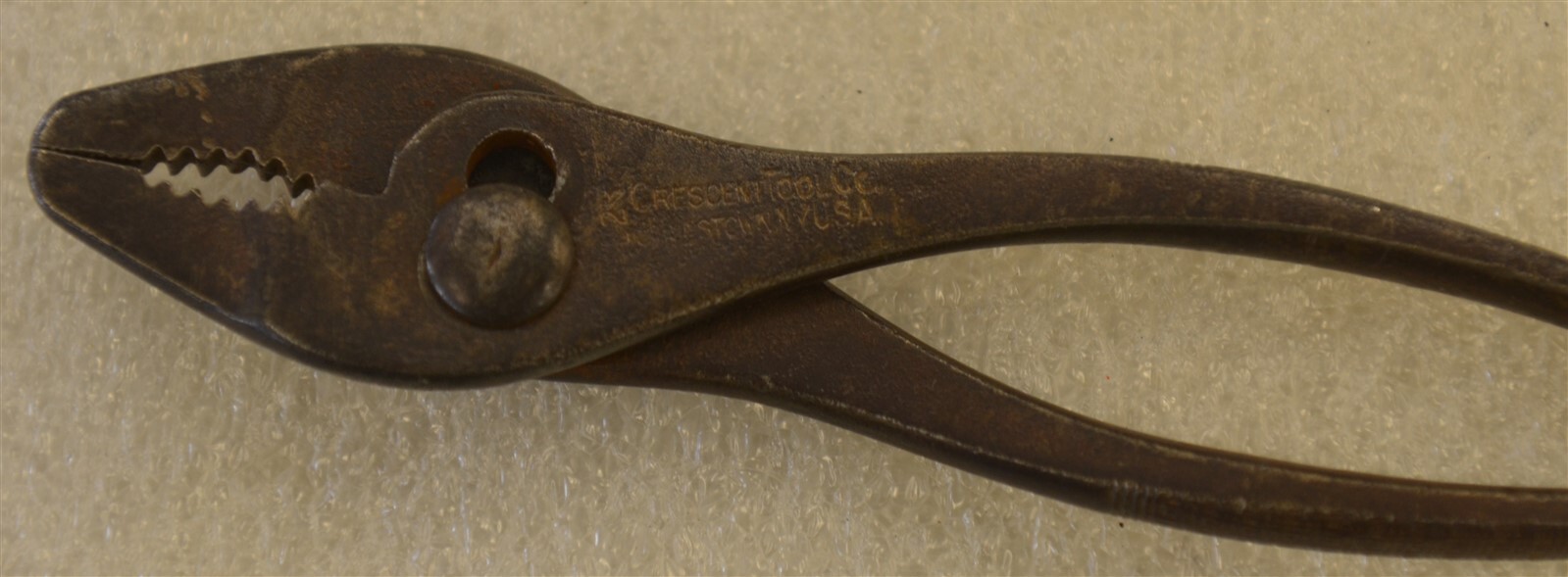 Vintage CRESCENT Tools Thin Nose Slip Joint Pliers L25 Jamestown NY U.S.A. Used