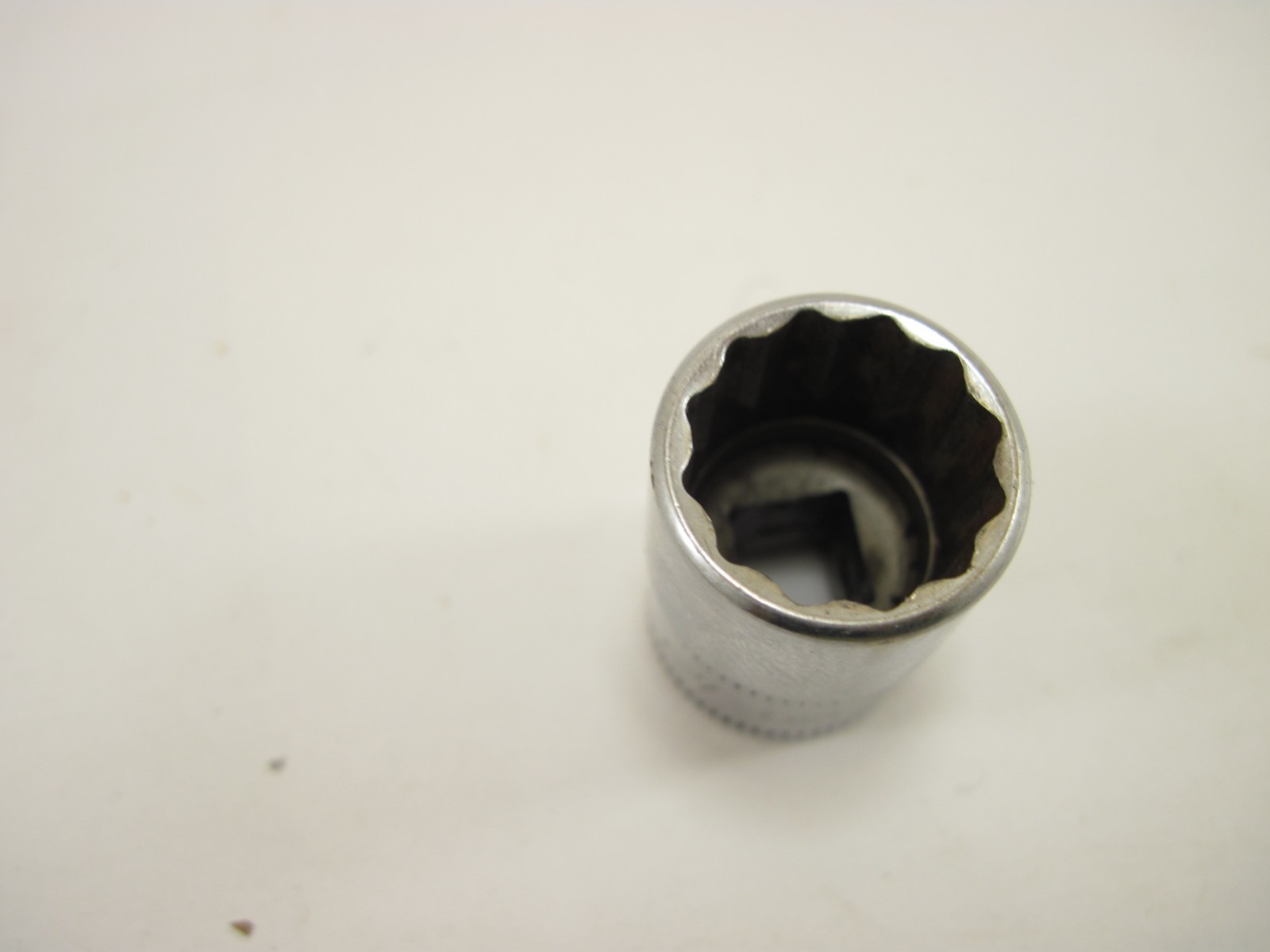Snap On 1/4″ Drive 12mm Shallow 12pt Metric Socket TMM12 NICE