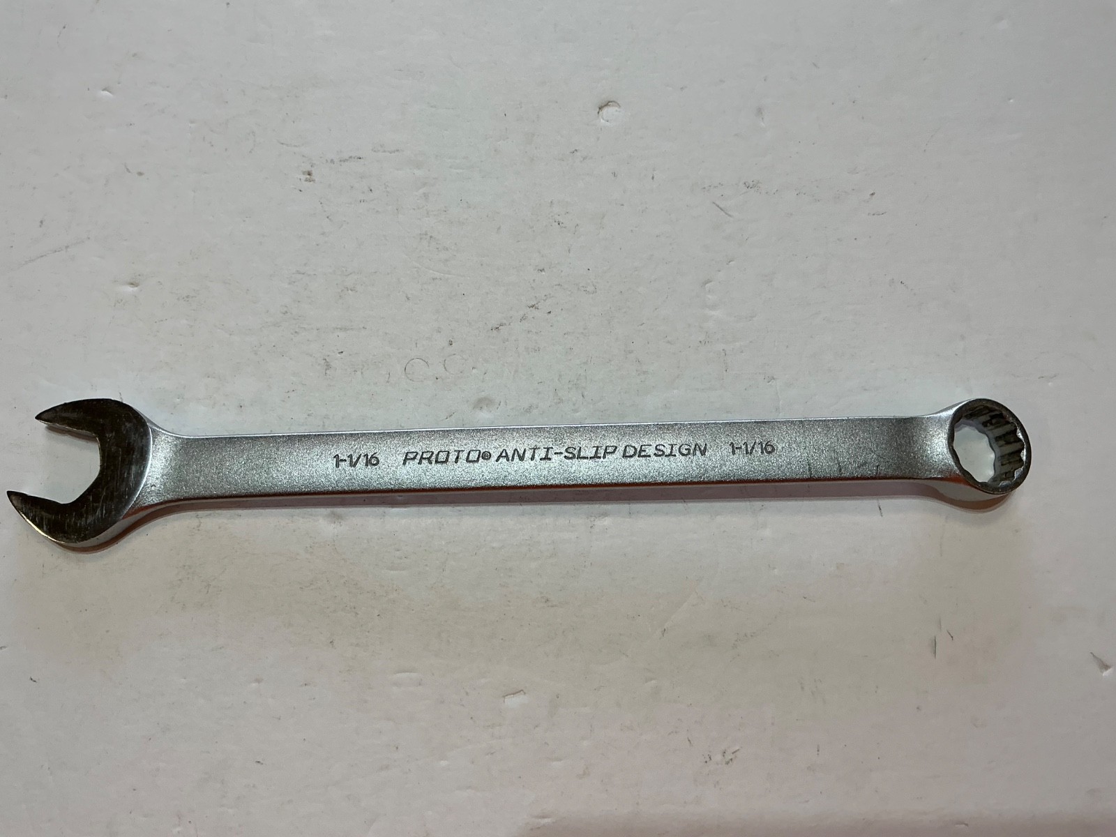 Proto USA 1232ASD 1″ 12-Pt Point Combination Wrench Anti-Slip Design Satin 415