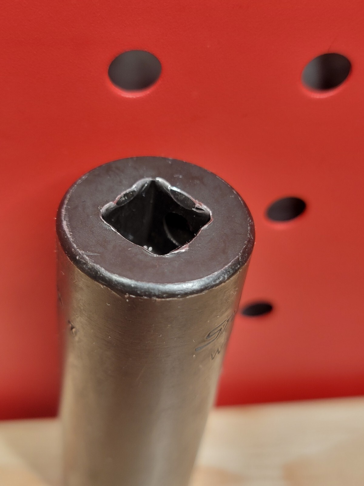 Snap-on Tools SIMF220 11/16″ SAE 3/8″ Drive 6-Point Deep Impact Socket USA