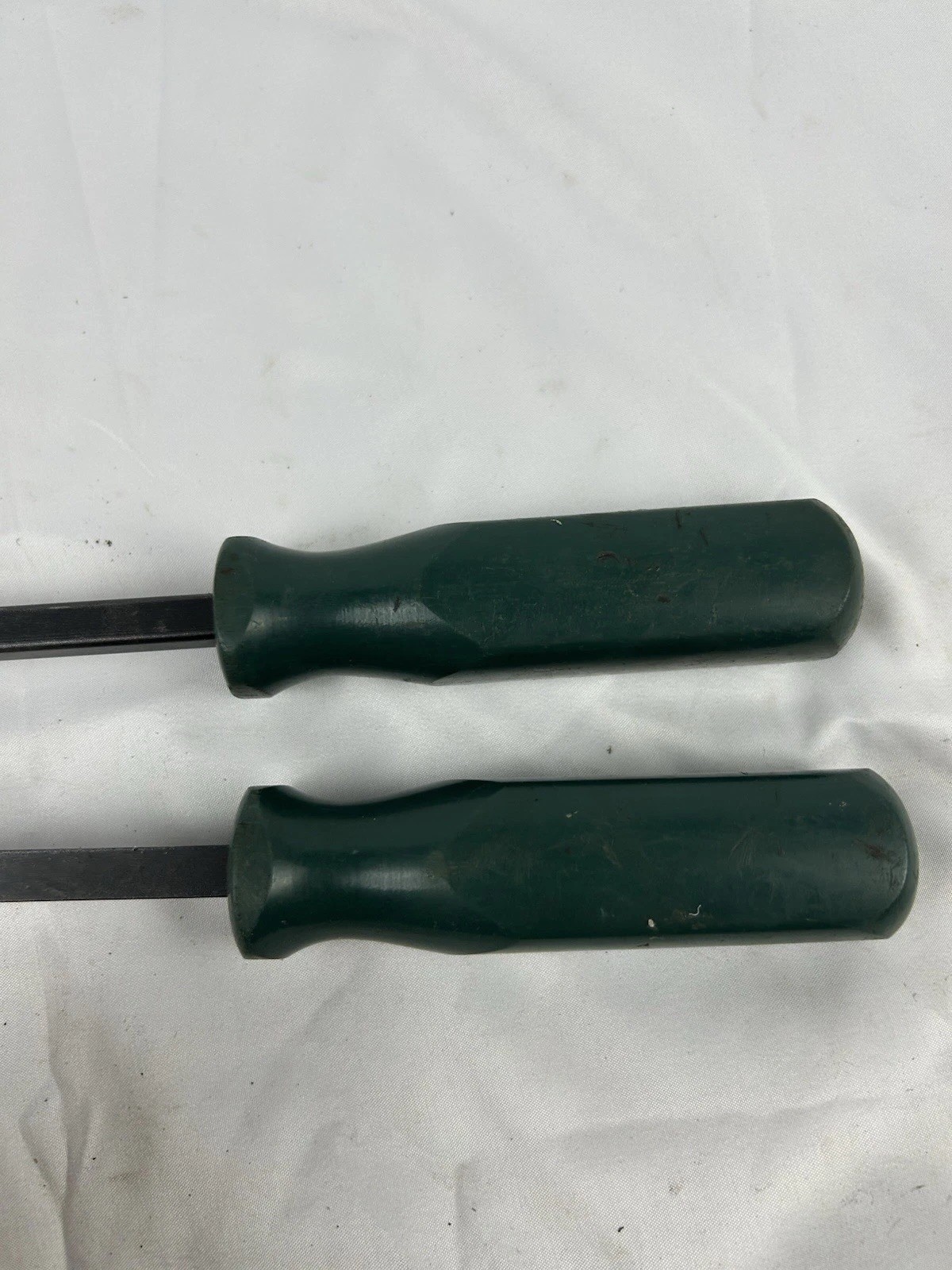 S&K tools Pry Bar 6607 12 inch Classic Green Handle SK One Per Order