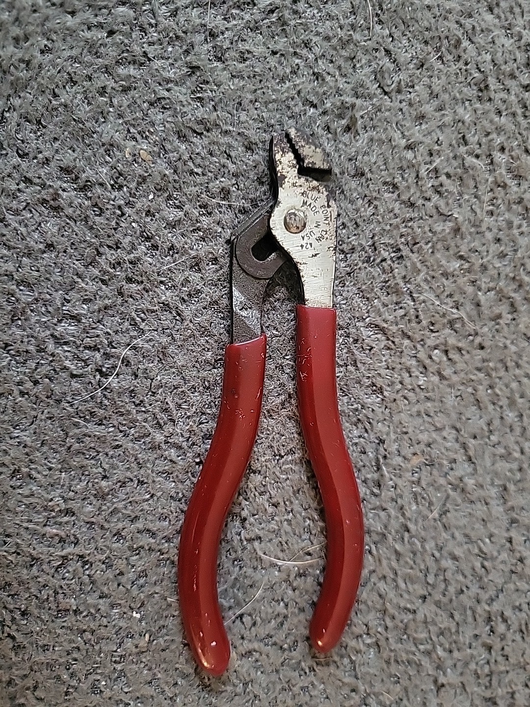 Blue Point 4.5″ Mini Adjustable Groove Joint Pliers Red Handle CHN424