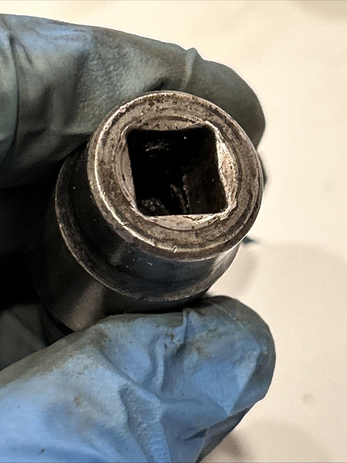 MATCO BUP186 3/8″ Drive 9/16″ 6 Point Shallow Swivel Impact Socket SAE