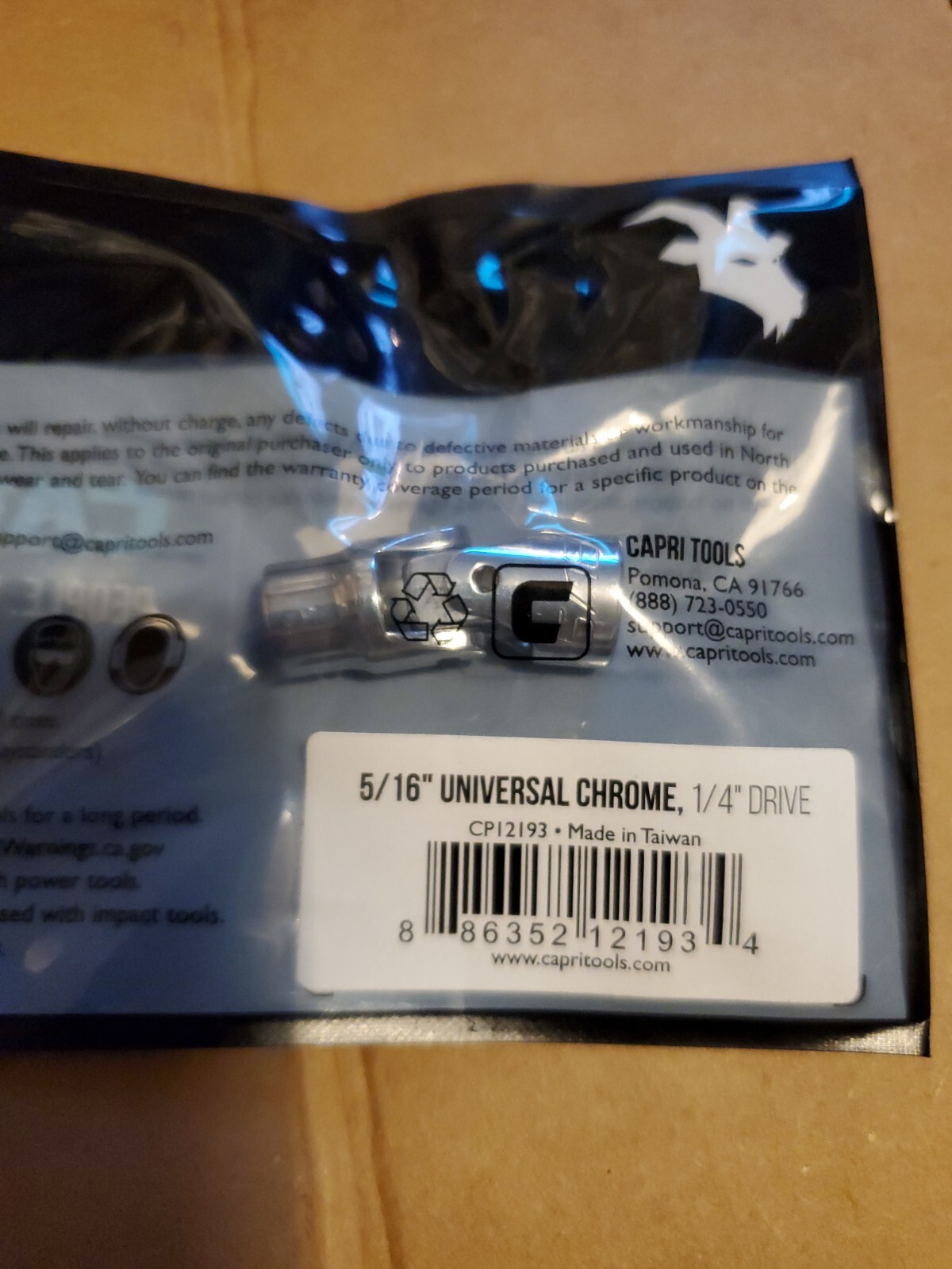 Capri Tools 5/16″ Universal Socket, 1/4 in. Drive, 6-Point, Metric & SAE