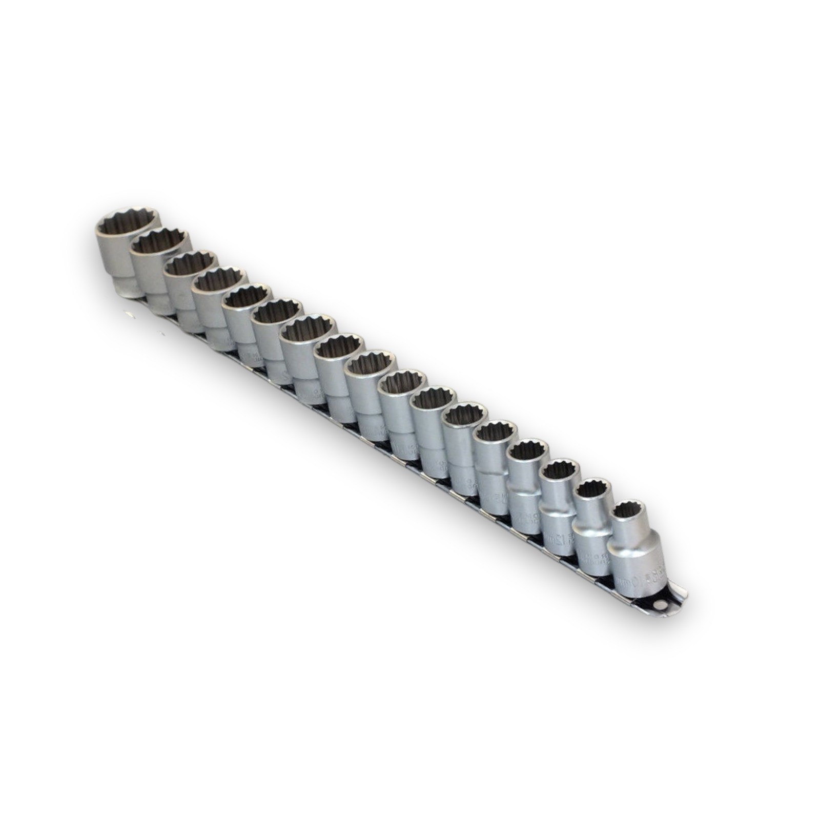 47pc Crv 1/4″ 3/8″ 1/2″ Dr Metric Sockets Set Size 4mm – 30mm With Storage Rails