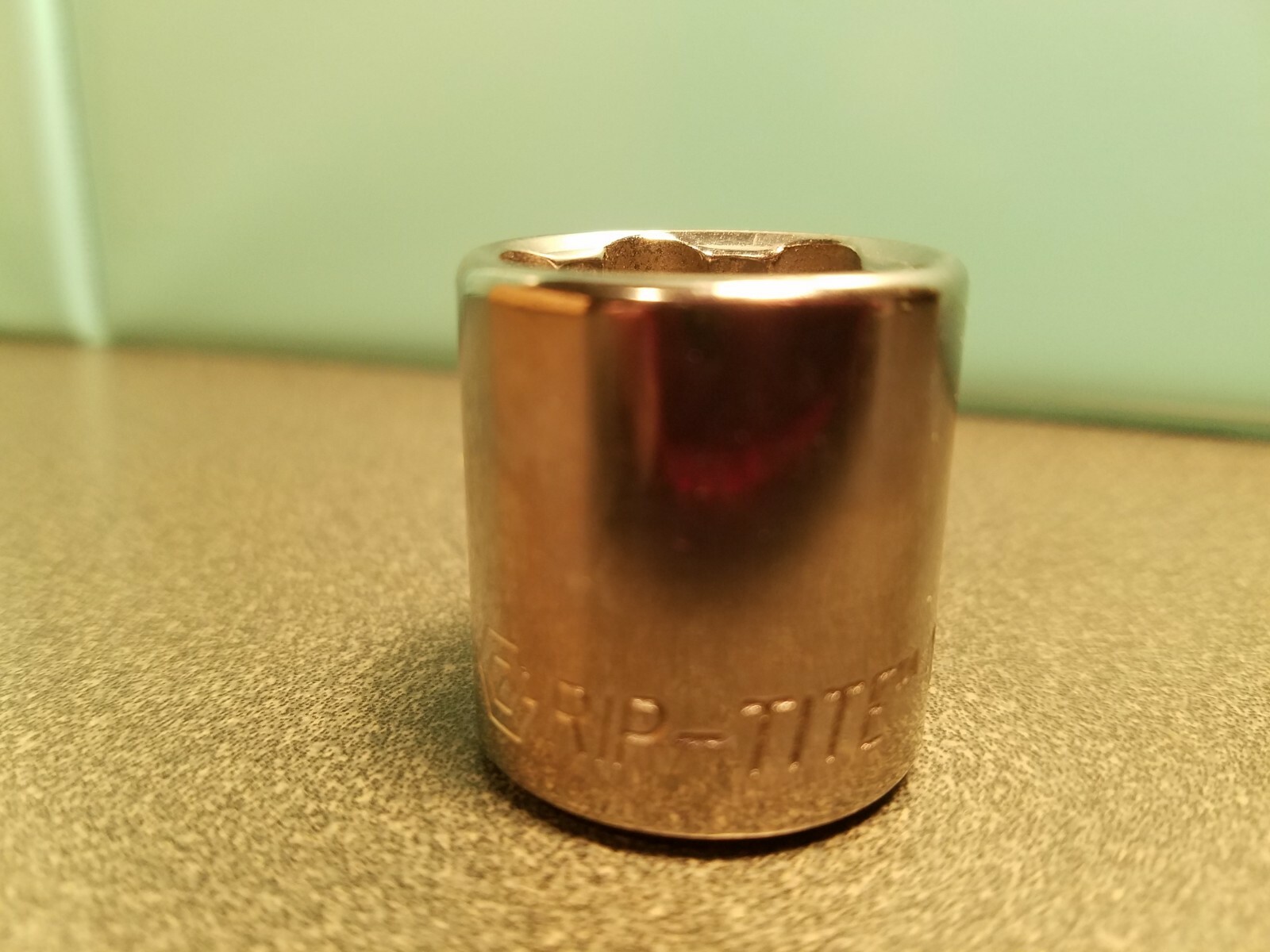 NEW Grip-Tite SAE socket, 3/8″ drive 11/16″ free shipping
