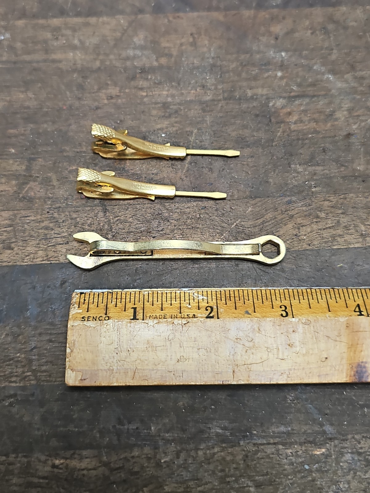 A107- 3 Vintage Snap-On Tools Tie Bar/Clip 1/4” Wrench & 2 screwdrivers