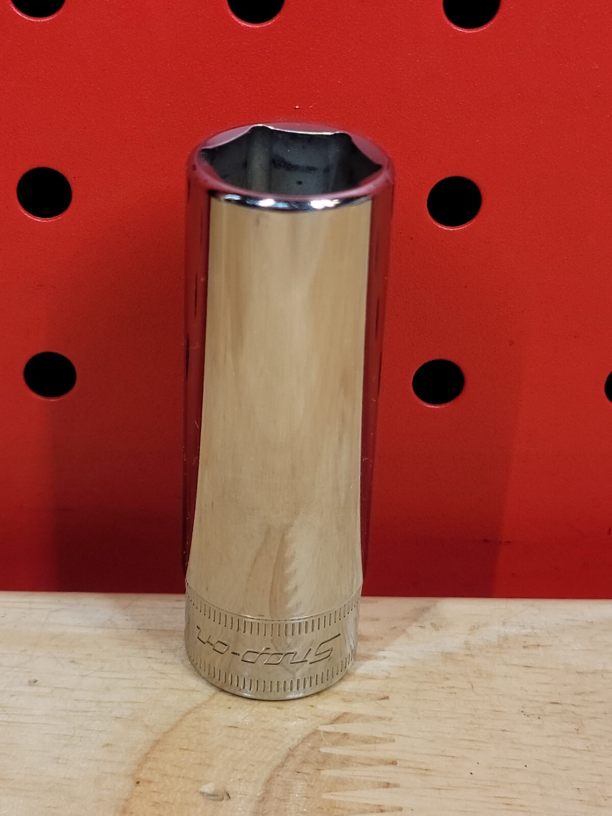 Snap-on Tools SFSM17 17mm 3/8″ Drive 6-Point Metric Deep Chrome Socket