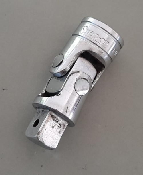 Snap-on Tools USA 3/8″ Drive Chrome Universal Swivel Socket Extension FU8A 627