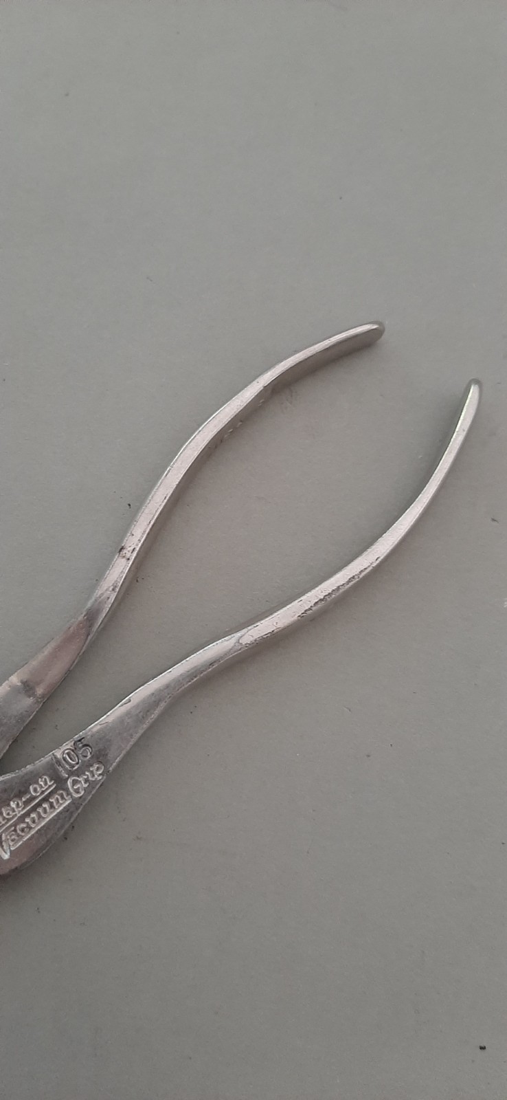 1956 Snap-on Tools Vacuum Grip No. 105 5″ Ignition Pliers USA 716