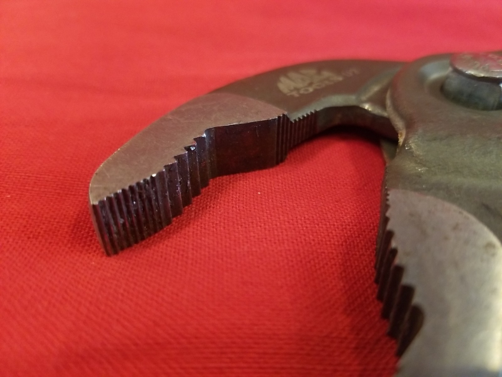 Knipex Cobra Self-Gripping Pliers 12″ Mac Tools P12C Great Condition!
