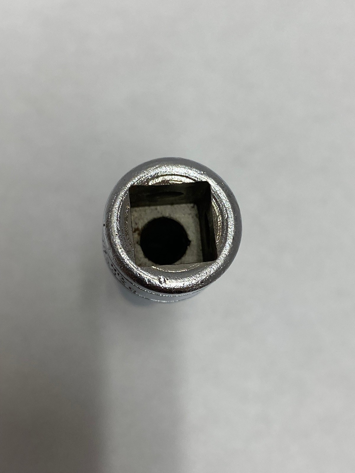 Snap On 3/8″ Drive SAE 1/4 Deep Well 6 Point Socket | Used/Great | SFS081