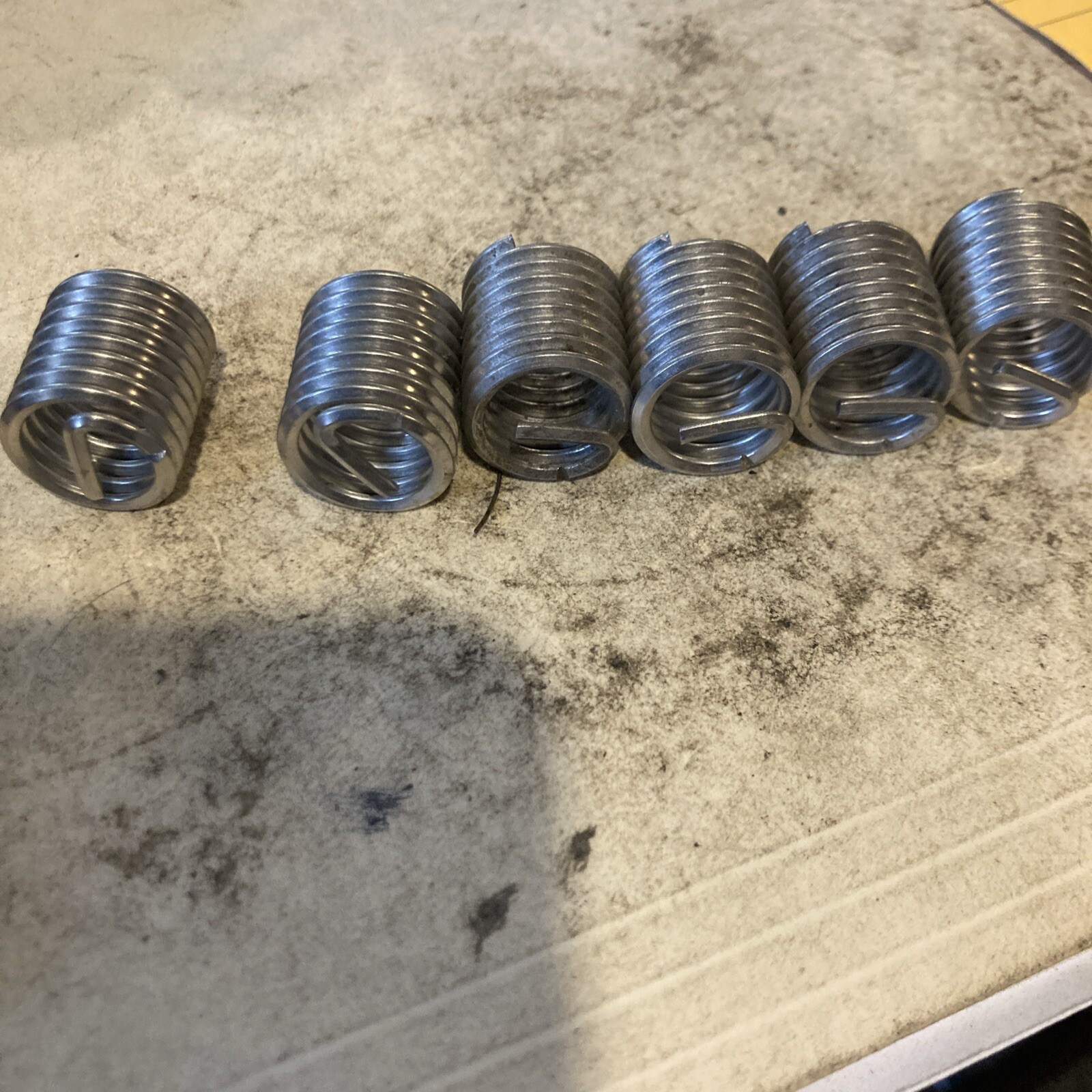 Helicoil Division R1185-10 5/8-11 Inch Coarse Inserts (r118510)