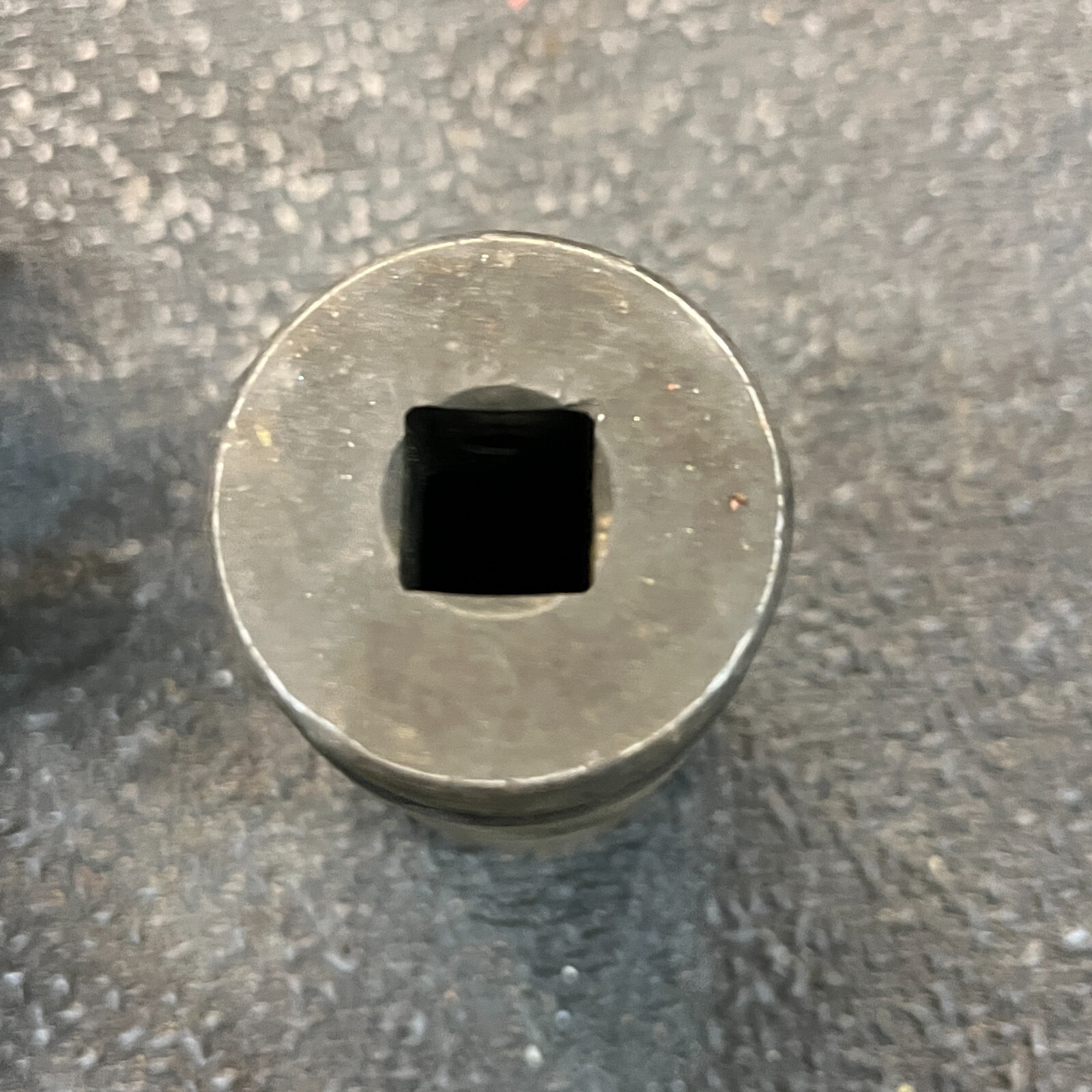 Snap-on GTS381 1-3/16″ Deep Impact Socket 1/2″ Drive 6 pt SAE USA – C