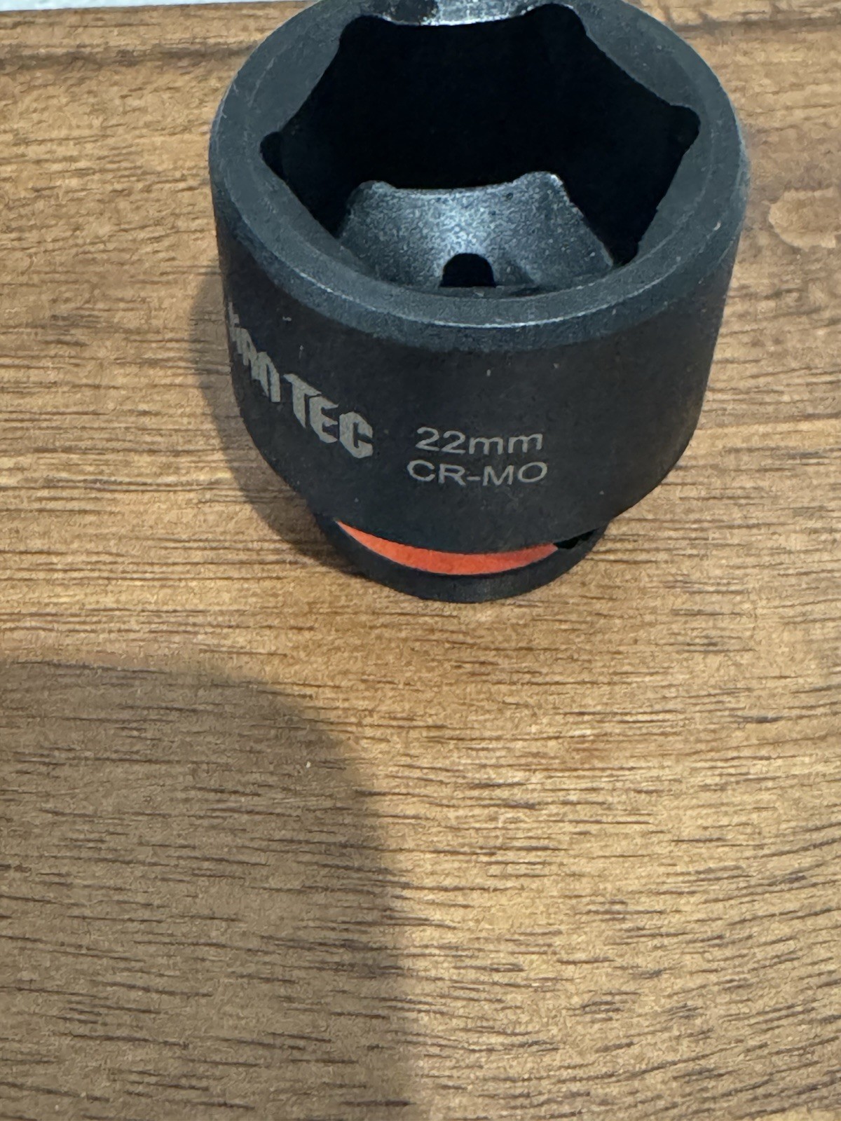 Set of 5 Jujentec 6 point sockets- varying sizes (3/8 in, 1/2 in, 21mm, 22mm, 24