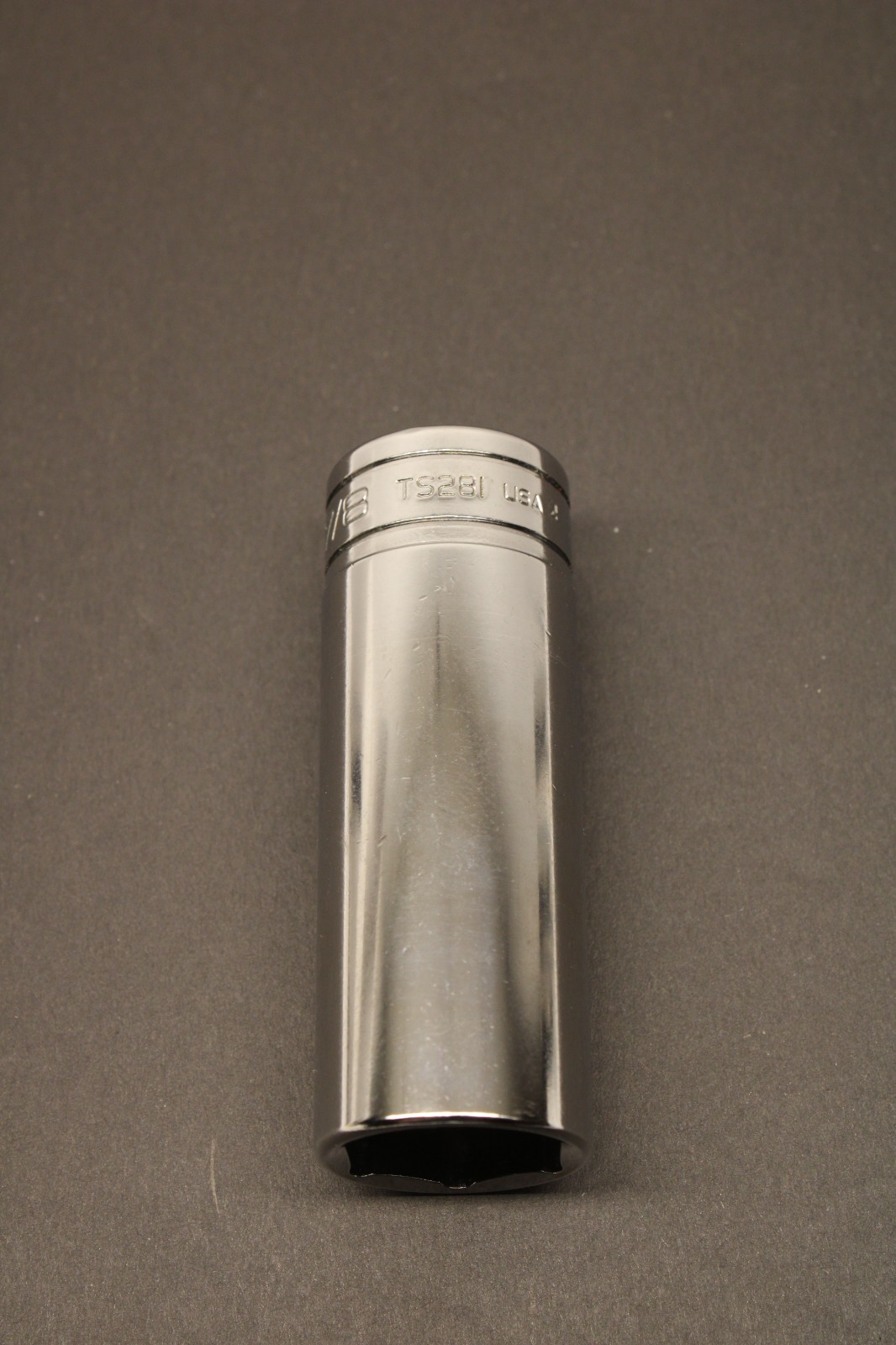 Snap-on Tools USA NEW 1/2″ Drive 6-POINT SAE 7/8” DEEP Socket TS281