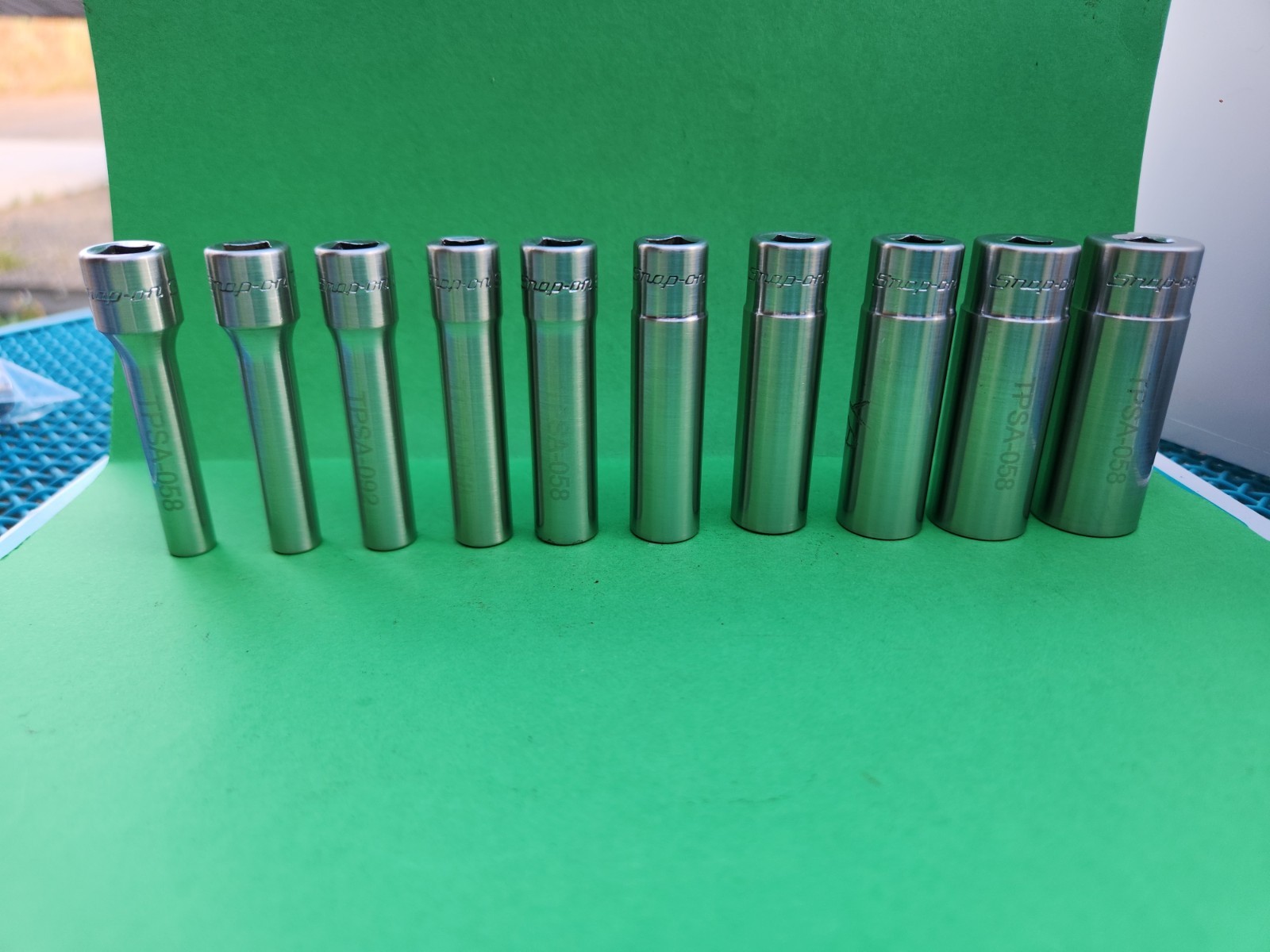 10 Snap-on 110STMDY Deep Socket Set 1/4″ Drive SAE 3/16 – 9/16 STMD6-STMD18 A3