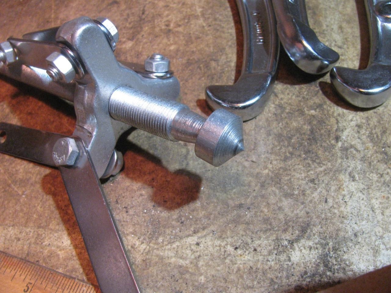 Pittsburg 40970 8″ 3 Jaw Puller