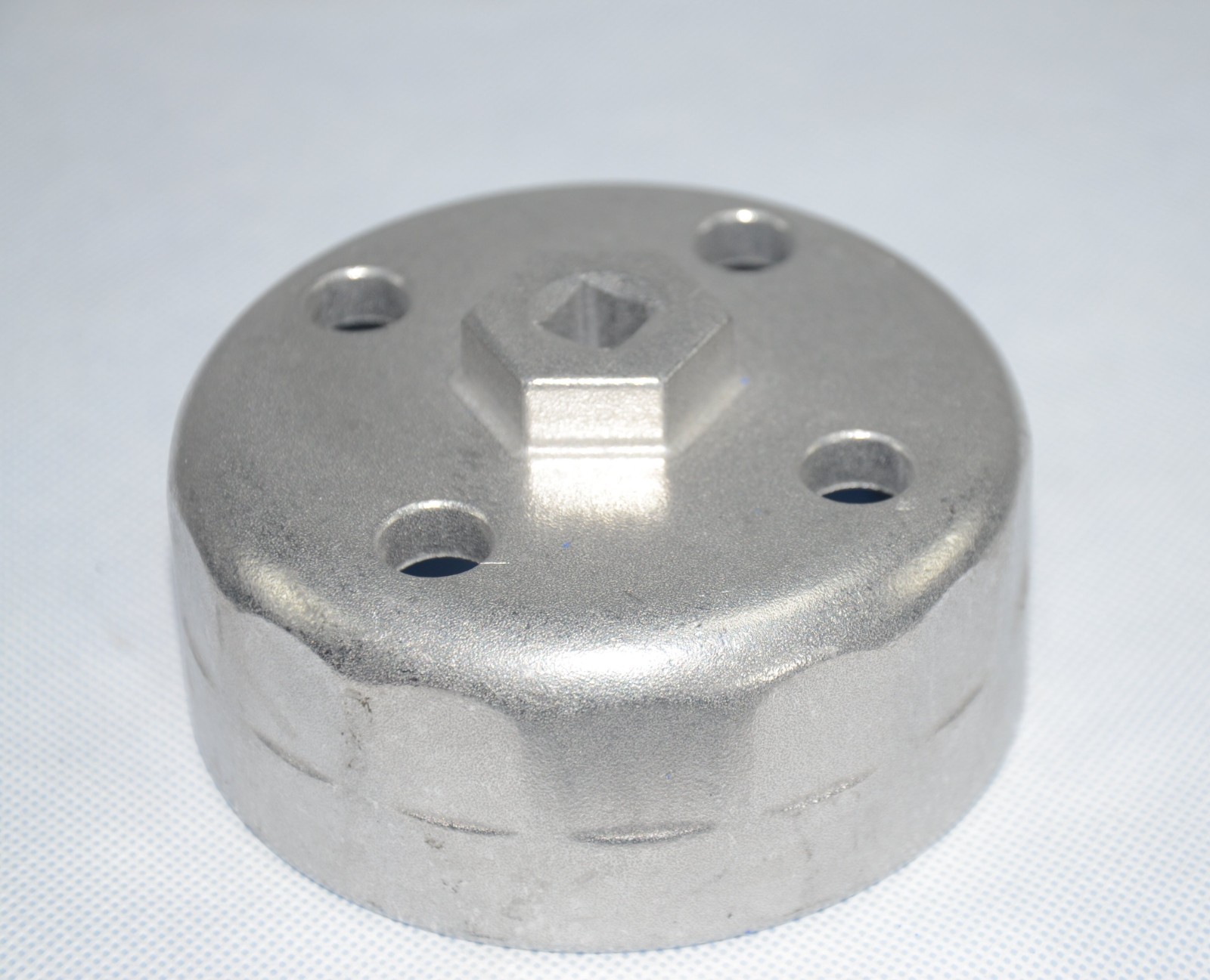 Oil Filter Wrench for Land Rover Range Rover Discovery 4 3.0 5.0 Socket Tool
