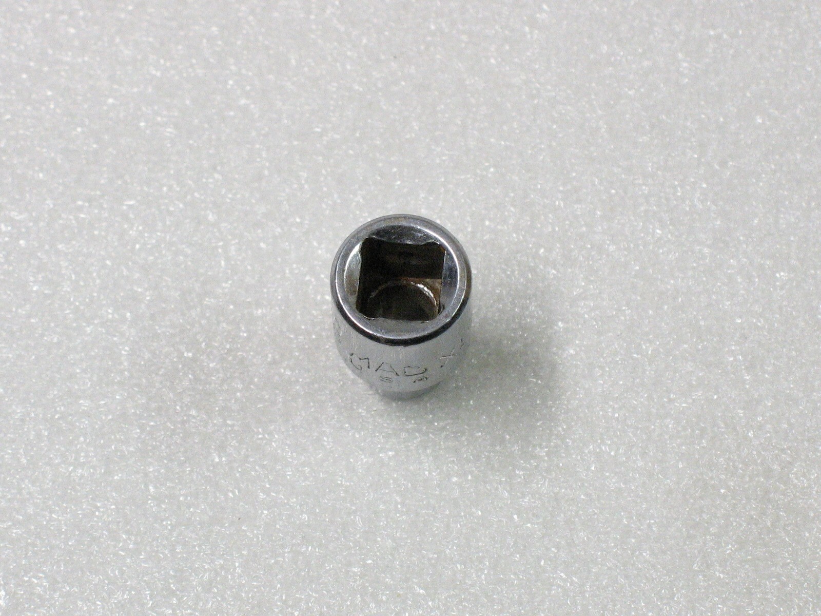 Mac Tools 5/16″ 3/8″ Drive 6 Point Shallow Chrome Socket X106R
