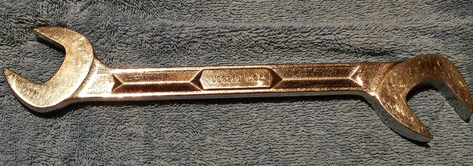 Snap-on 15/16″ V-5230 SAE 4-way Angle Open-End Wrench Underline