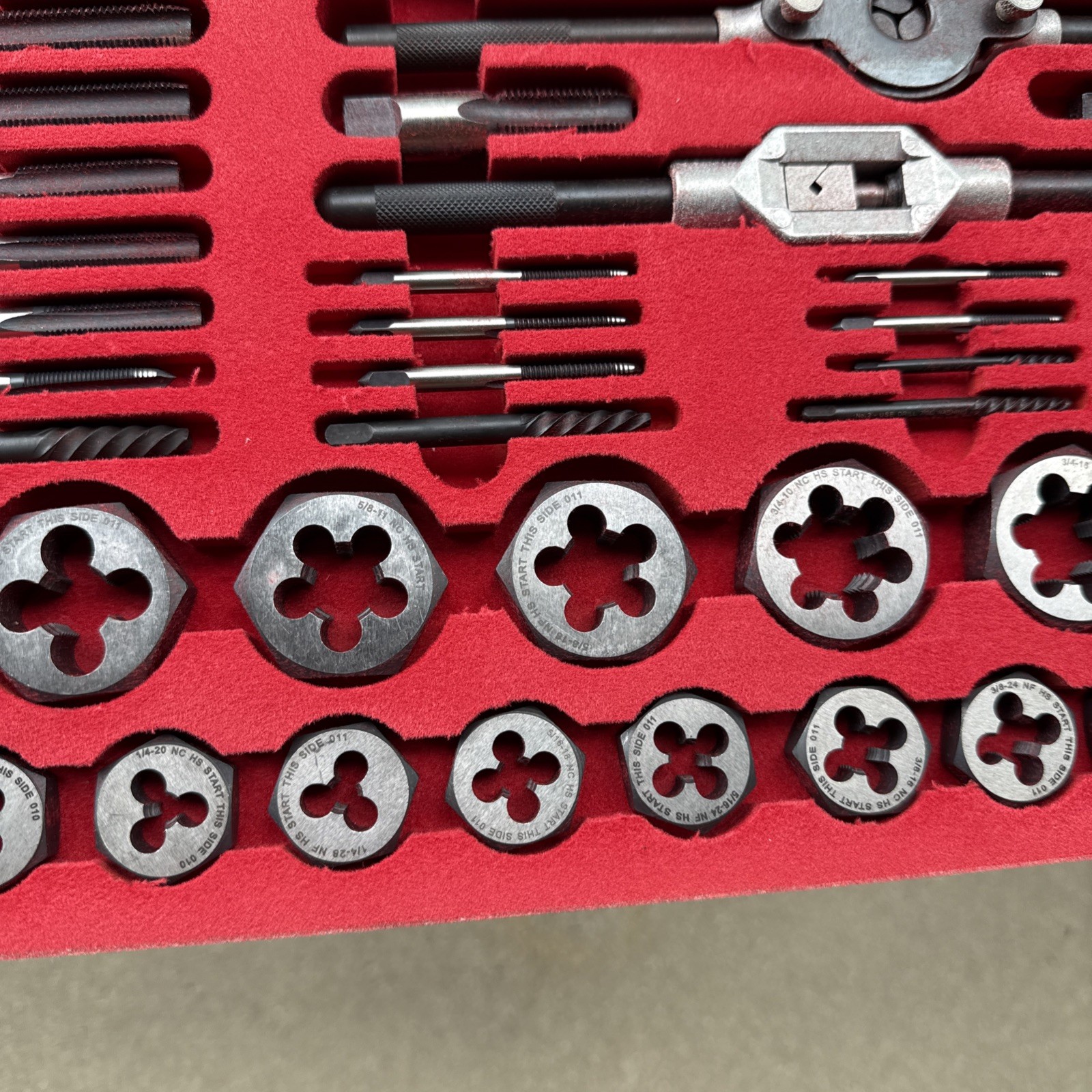 Bosch 96502 HSS High Speed Steel 58-Piece Tap & Die Set (COMPLETE)