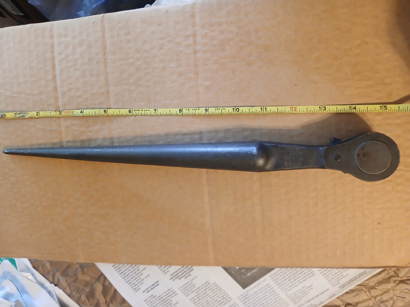 Klein Tool 3238 , 1/2″ Drive Ratcheting Construction Spud Wrench, 15″