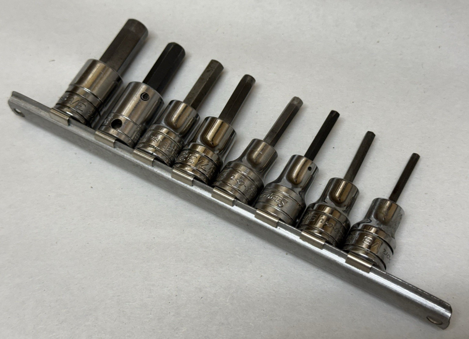 USA Snap-On 8 pc SAE Hex Bit Socket Driver Set 3/8″ Drive 208EFAY 1/8 to 3/8″