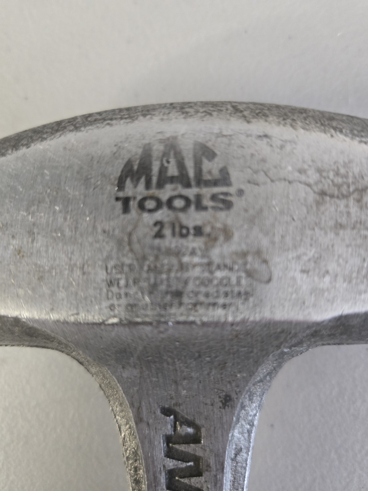 Mac Tools 2lb. 32oz Engineer Drilling Hammer Anti-Vibe DH192AV
