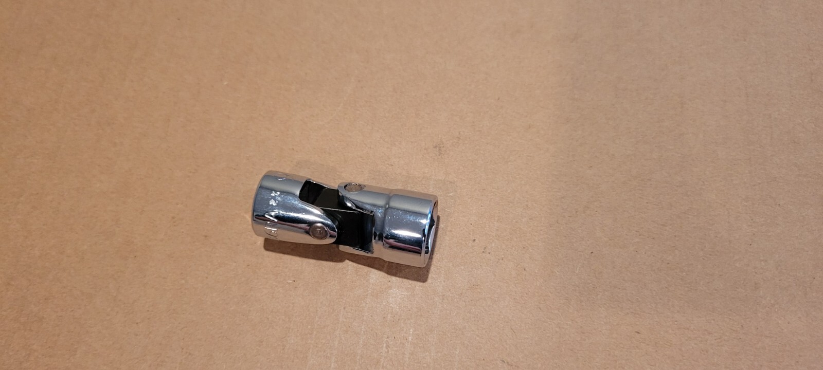 Mac Tools NEW 3/8″ Drive 9/16″ 6 Point Swivel Socket XU186RA Automotive Truck