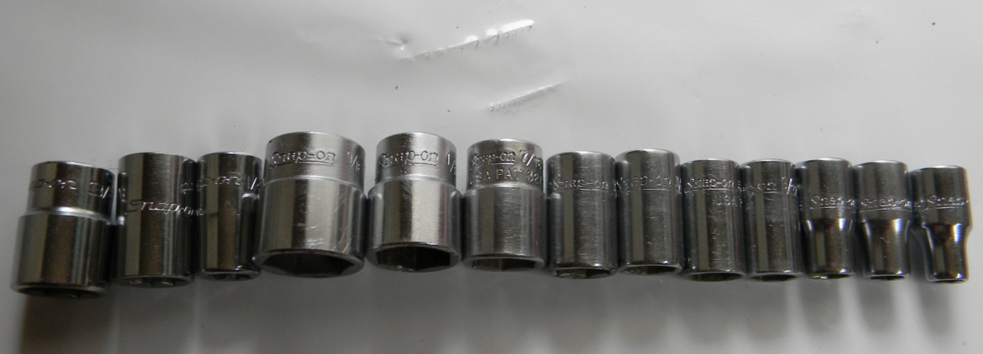 SNAP-ON 1/4″ DRIVE 33PC SAE 6/8PT GENERAL SERVICE SET IN RED METAL STORAGE BOX