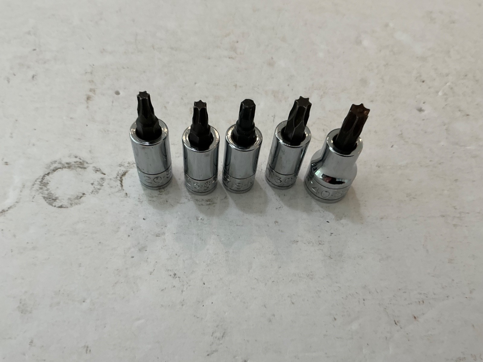 S-K tools 5 pc torx bit set T20 – T40 1/4″ & 3/8″ drive made in USA
