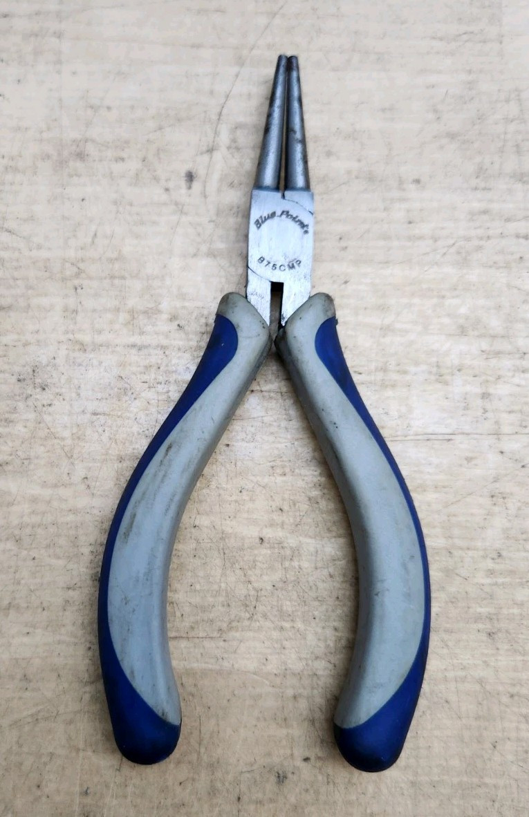 Blue Point Tools B75CMP – 5″ Long Soft Grip Miniature Round Nose Pliers