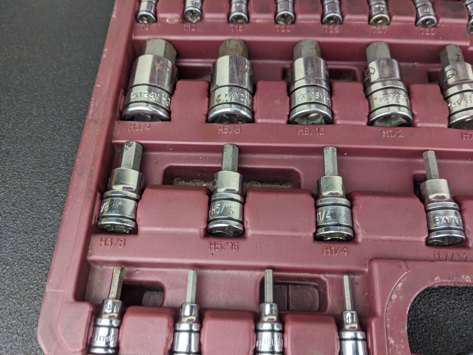 #bo767 Matco Tools 75 Piece Master ADV Hex/Torx Bit Socket Set Model SBS75VA
