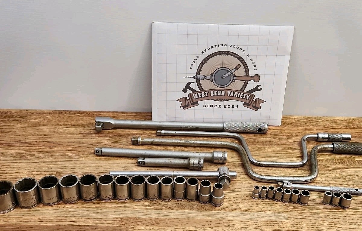 Vintage H Underline Husky 1/2″ 3/8″ 1/4″ Drive Socket Set Made In USA 31 Pieces