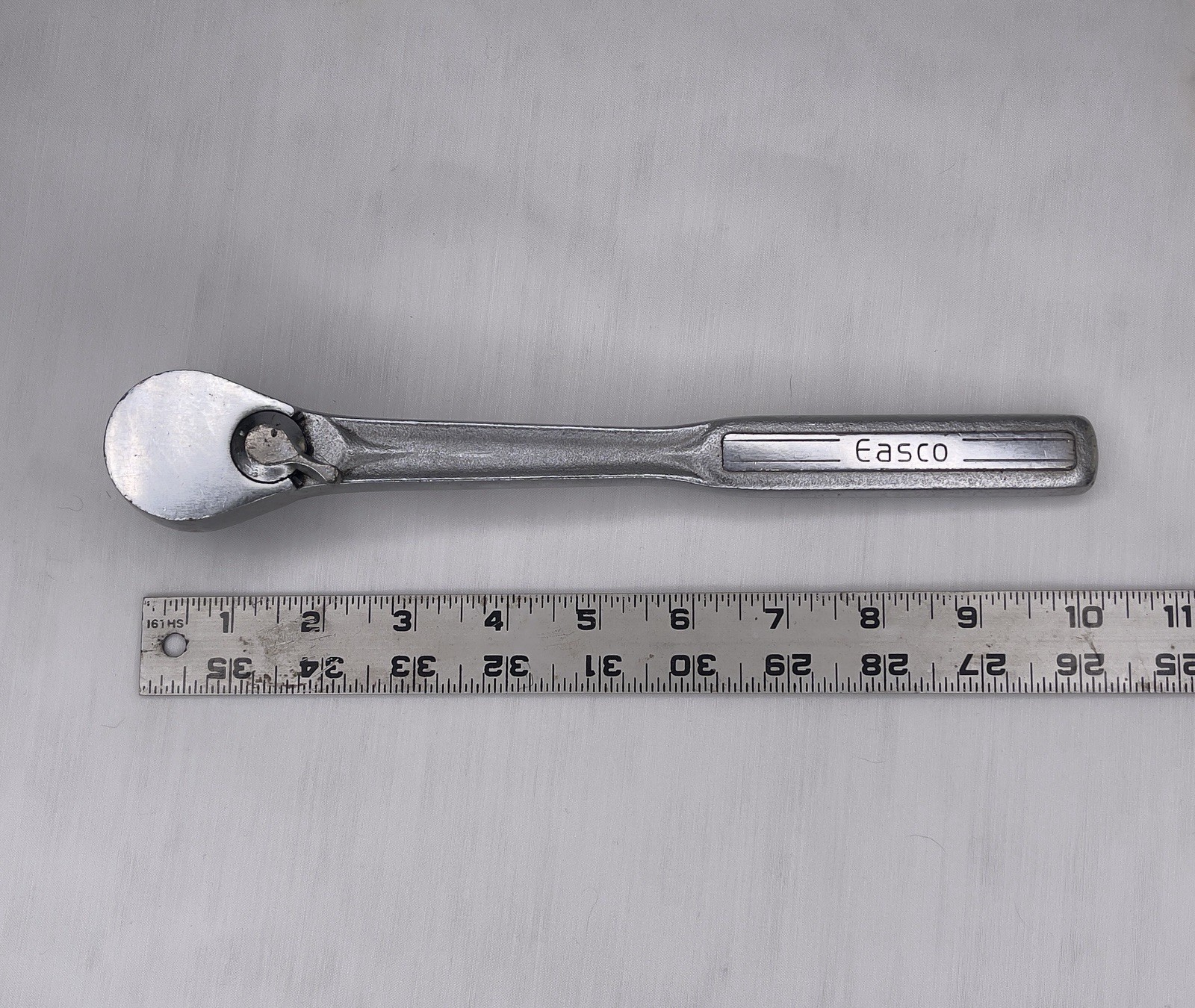 Vintage Easco 1/2″ drive 10″ Ratchet 731112 USA