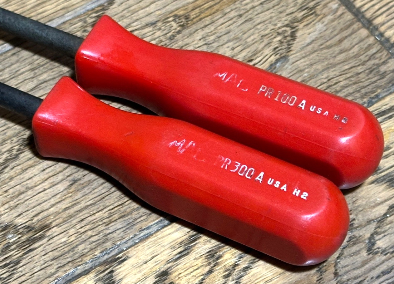 🇺🇸 MAC Tools #1 #3 SQUARE Driver Screwdriver Set Lot Red 7.5″ Long USA R1 R3