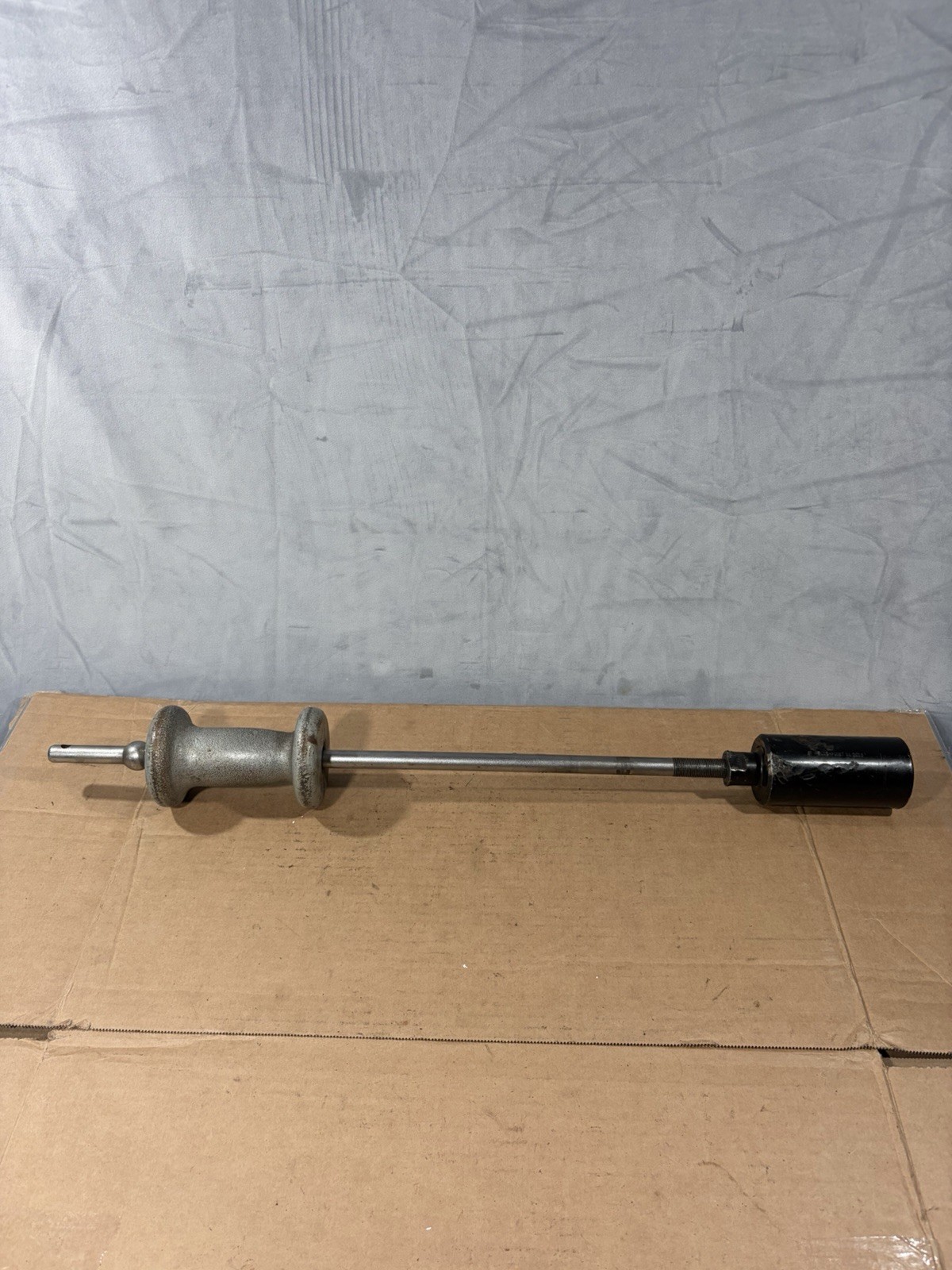 Blue-Point Tools USAYA 2220 4WD Spindle Puller – 1-1/2″, 1-5/8″, & 2″ Spindles