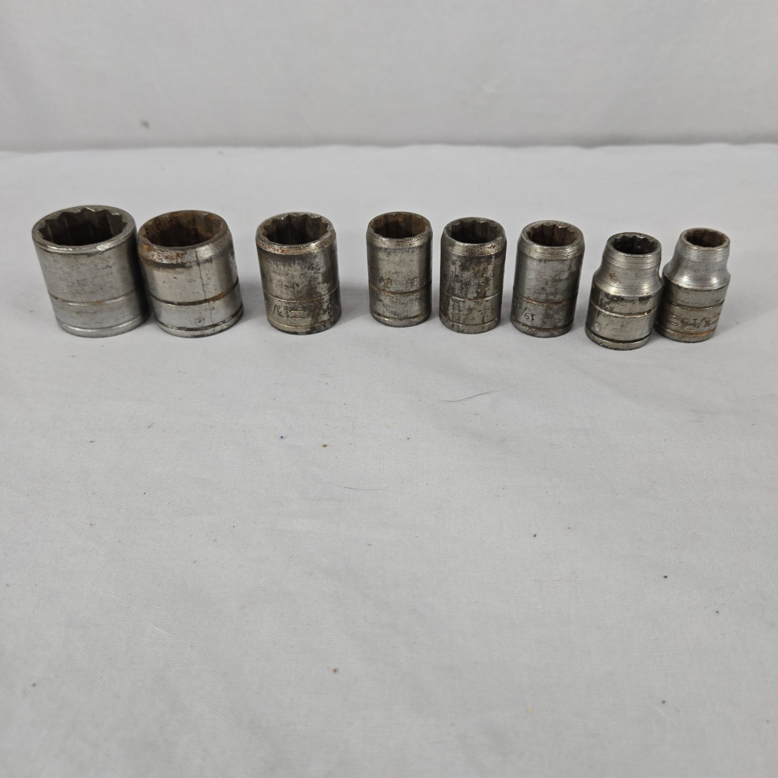 STW Sockets (8) 1/2 Drive 12 Pt 1 7/8, 15/16, 13/16, 11/16, 19/32, 5/8, 1/2, 7/1