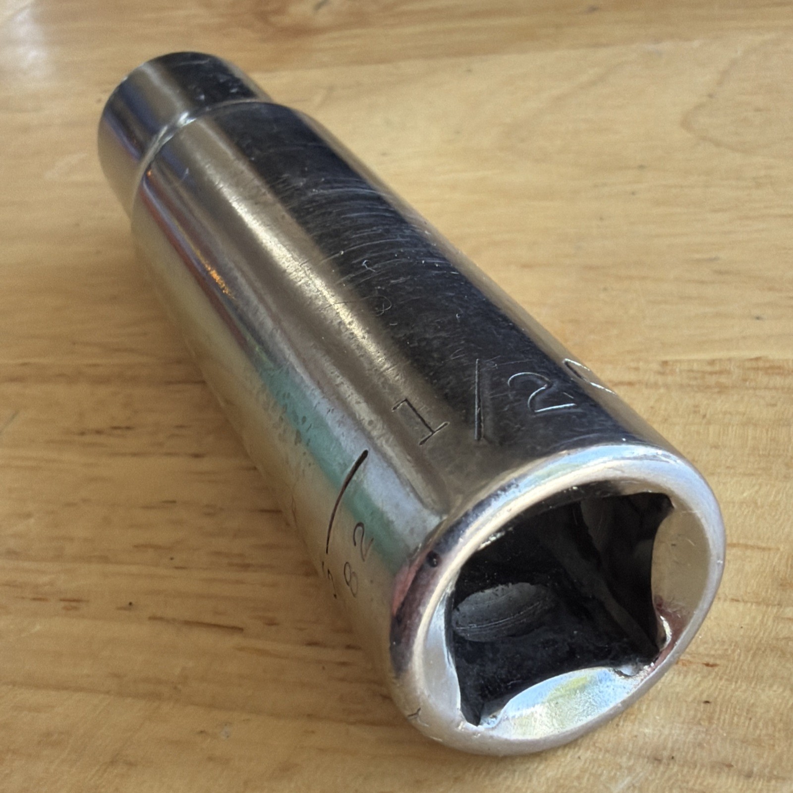 Craftsman 1/2″ Deep Socket 1/2″ Drive 6 Point G Series 47582 Made in USA