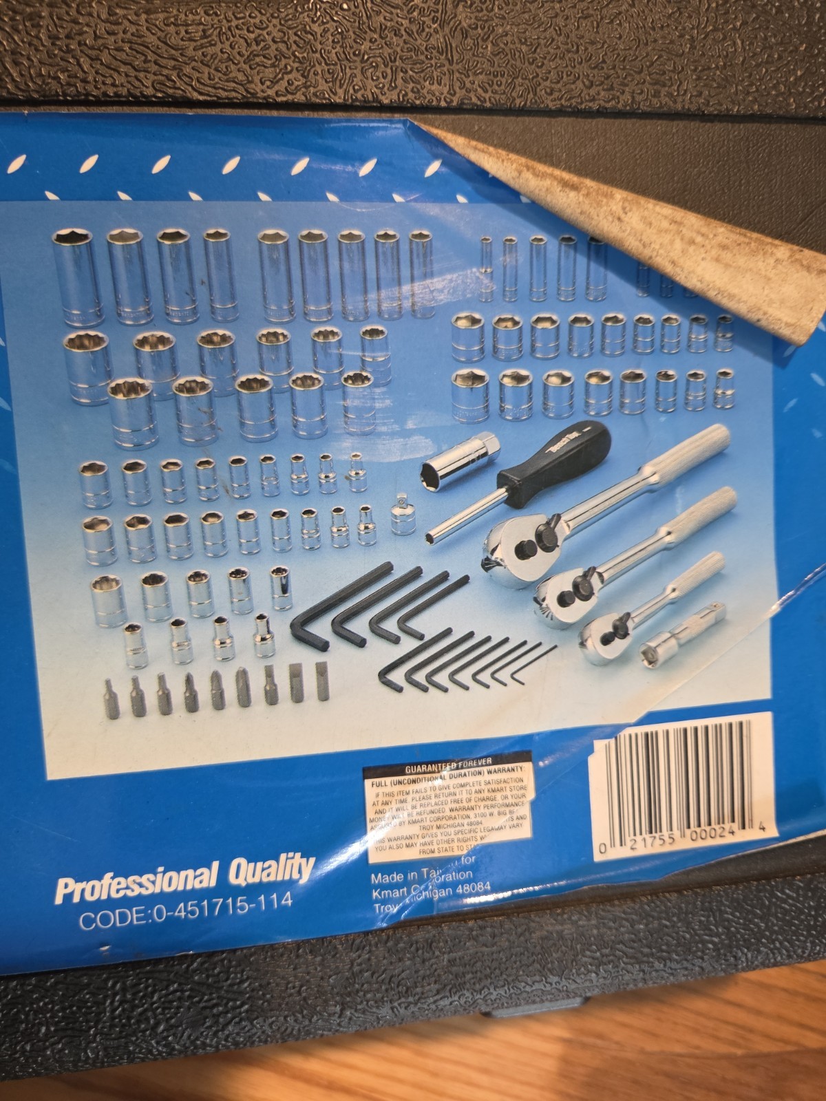 Benchtop 100 Piece Mechanics Tool Socket Set 1/4” 3/8” 1/2” Drive Metric & SAE