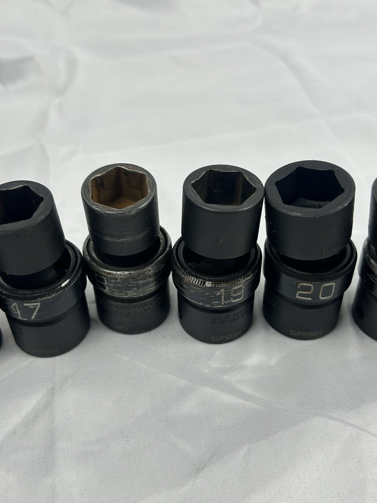 Matco Tools SCUPM136V 13-Piece 1/2″ Metric 6pt ADV Impact Swivel Socket Set