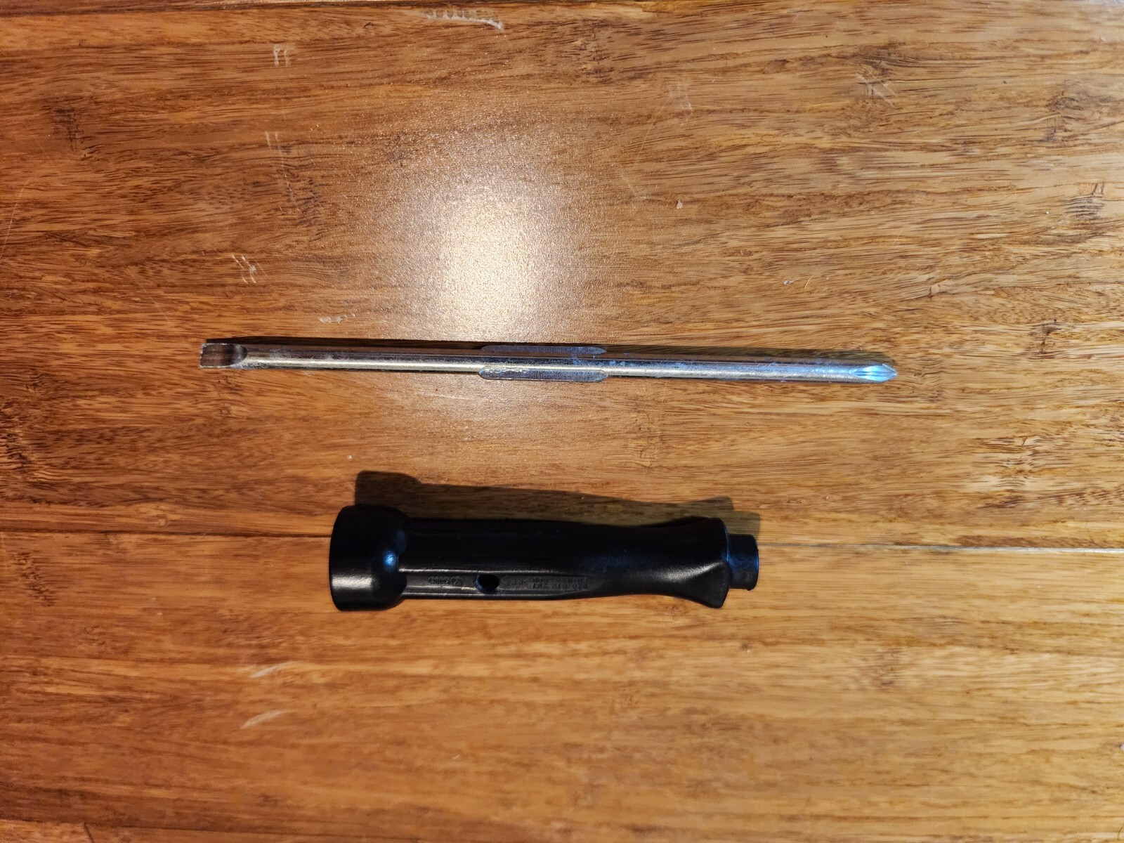 AUDI A1 A3 A4 A5 A6 A7 Q5 Q7 FLAT AND PHILLIPS CROSSHEAD SCREWDRIVER