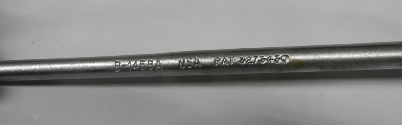 SNAP-ON 1/4″ X 3/8″ 6PT 9-1/4″ LONG BRAKE BLEEDER WRENCH #B1458A MADE IN THE USA