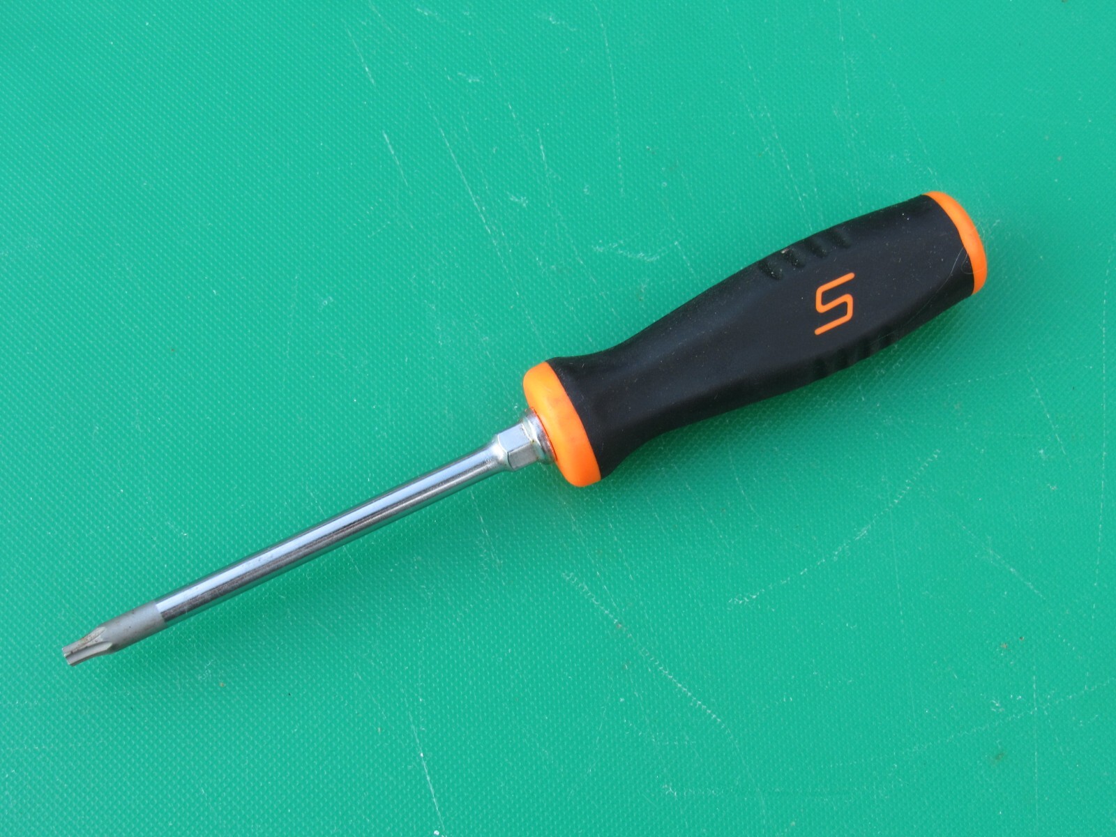 SNAP ON SGDT315 T15 BLACK ORANGE MINI SOFT GRIP HANDLE TORX SCREWDRIVER T 15