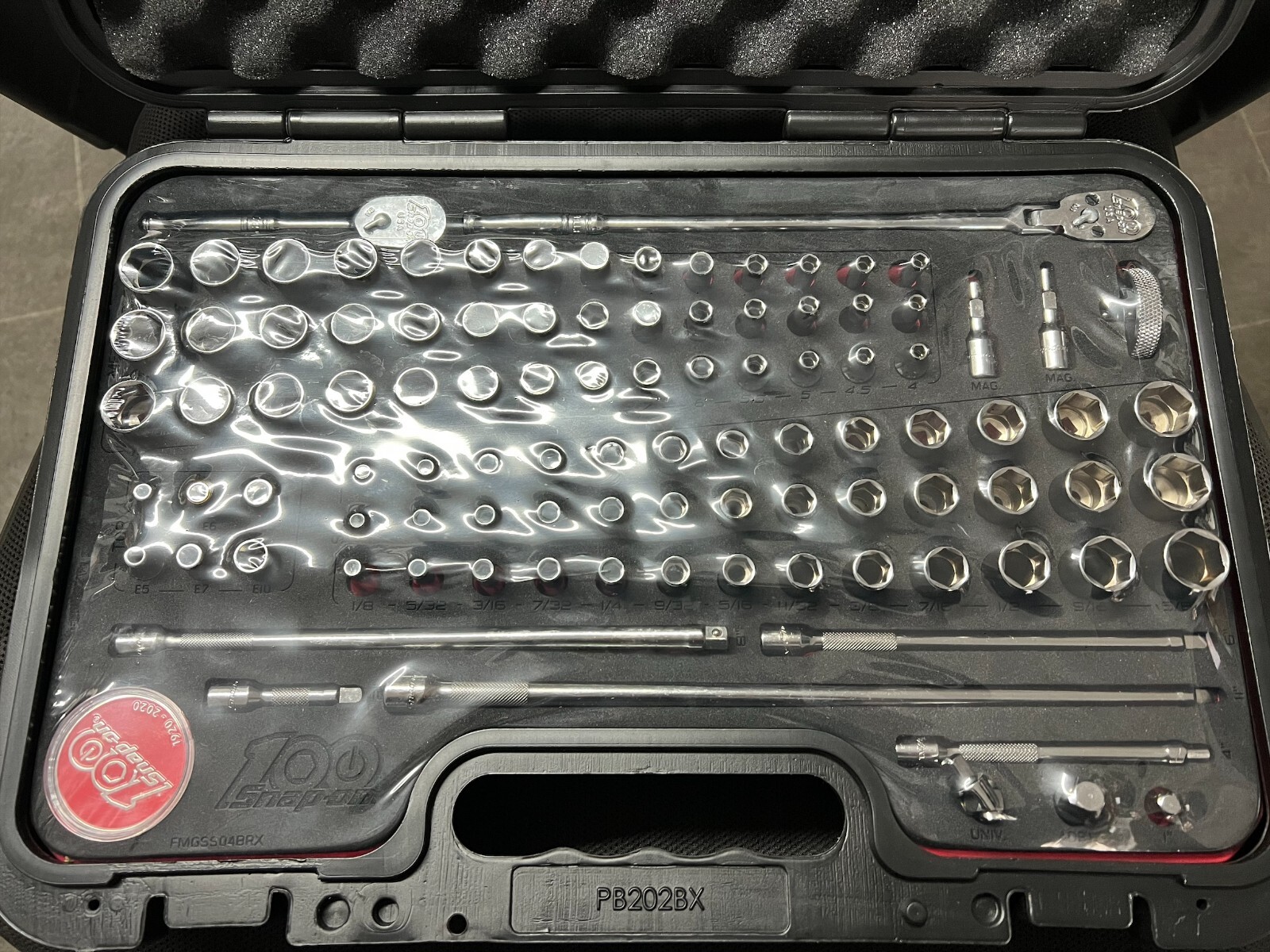 Snap on 100 Year Anniversary 1/4 inch tool set – collectors item 1100TMPBBRX