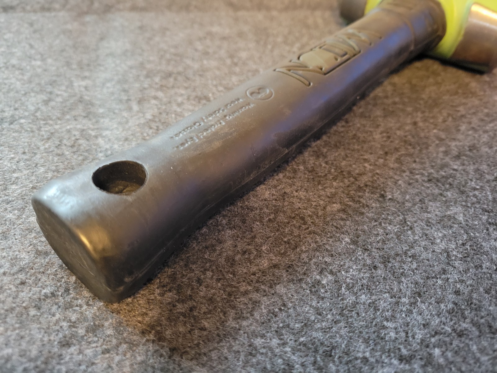 Wilton B.A.S.H. 4 Lb Unbreakable Sledgehammer *New*