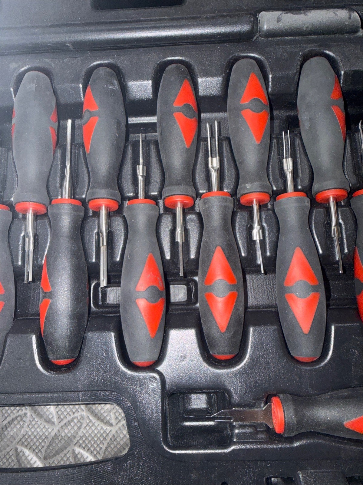 Matco Tools MASTERM23 23-Piece Universal Automotive Terminal Tool Kit NICE