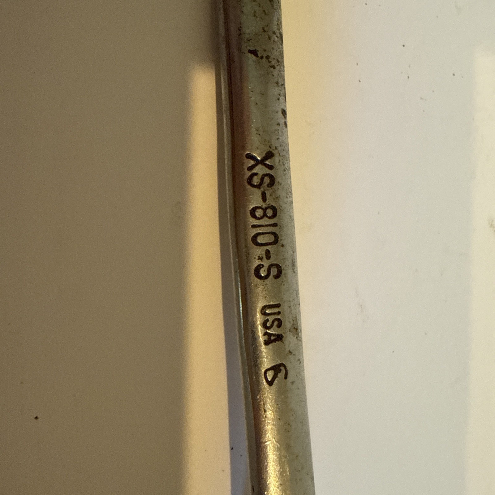 Snap-on USA 1/4 x 5/16″ Offset 6-Point Wrench XS-810-S
